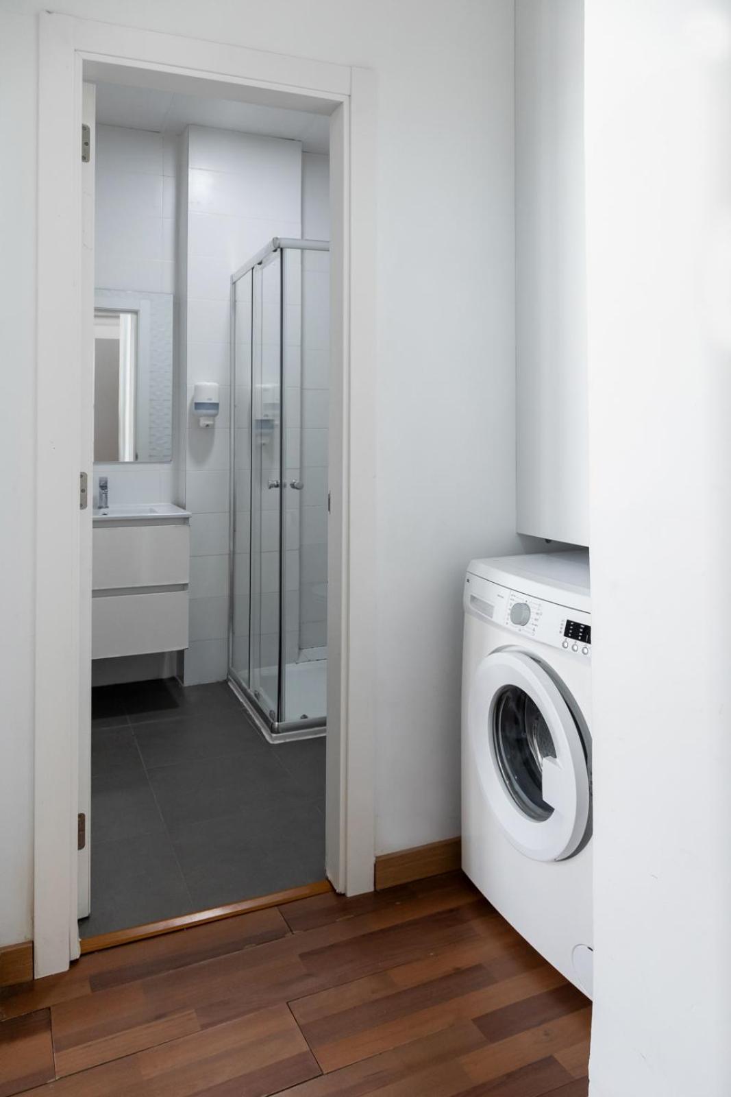 Up Town Apartment Valencia Bagian luar foto
